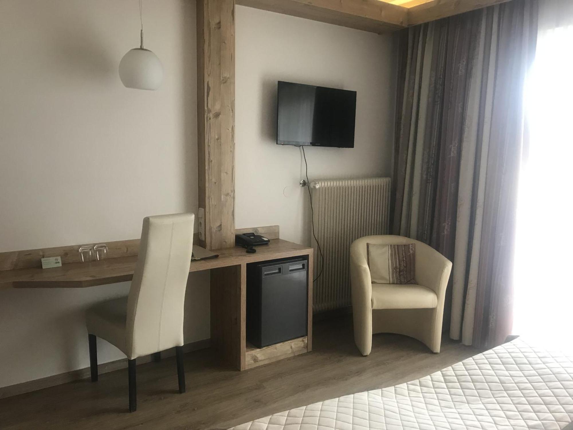 Hotel Roesch Klagenfurt am Woerthersee Dış mekan fotoğraf